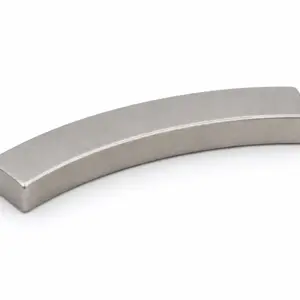 SmCo Arc Magnet 6.95×2.05×1.38×28.7 mm